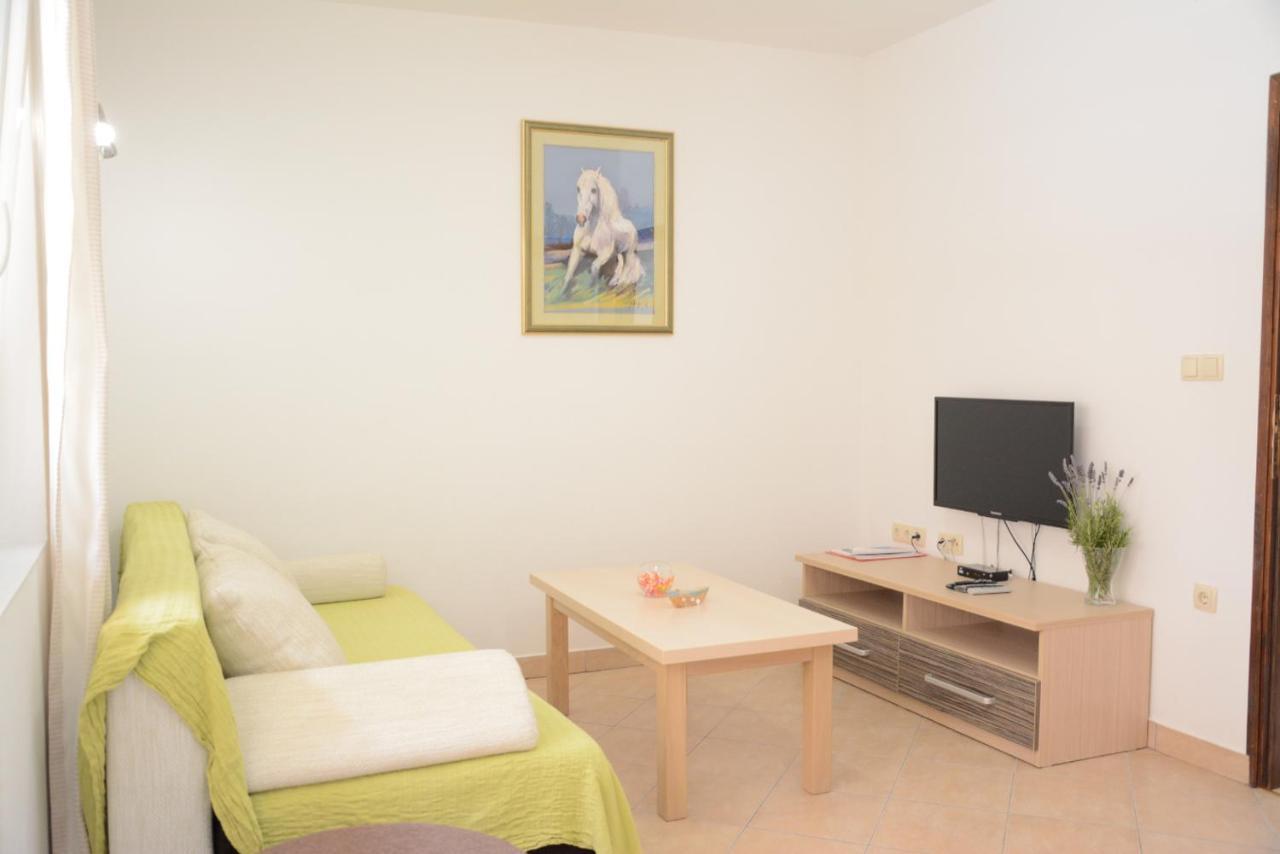 Apartments Marina Razanac Exterior photo